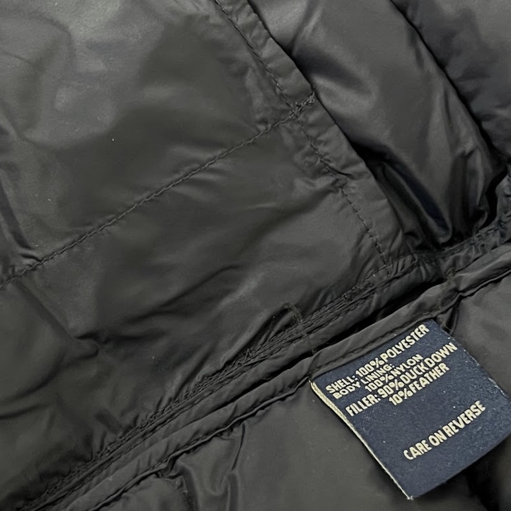G.H. Bass & Co Down Puffer Vest Lightweight 🎉Host Pick🎉 - Picture 6 of 7